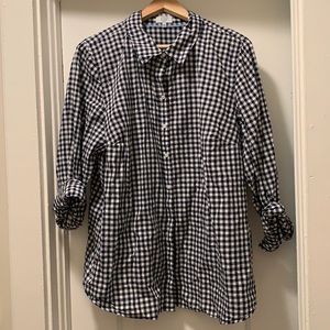 Crown and Ivy Curvy Women’s Long Sleeve Gingham